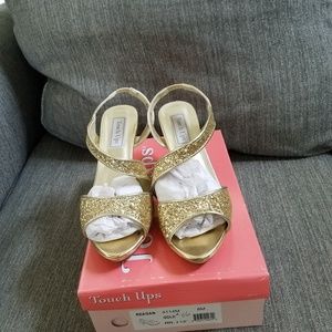 Touch Ups Reagan Gold Glitter Sandle